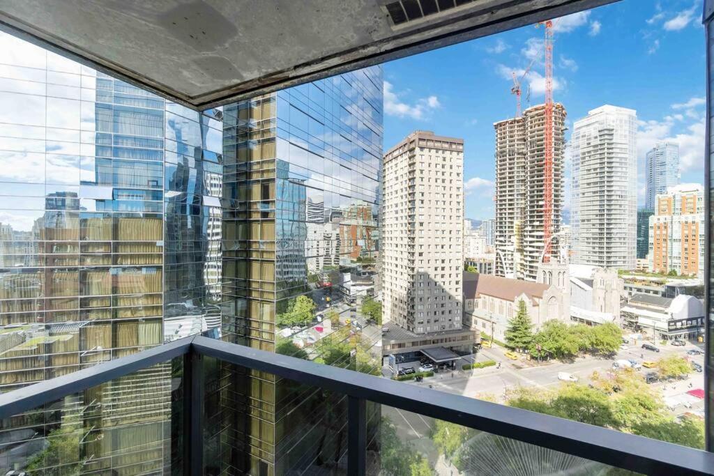 2Br Condo With Breathtaking View In Downtown! Free Parking - 6 Sleep 溫哥華 外观 照片